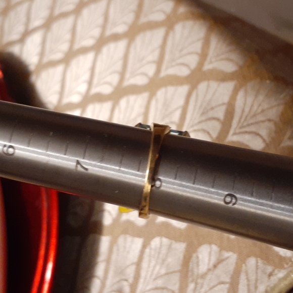 10K YELLOW GOLD BLUE TOPAZ RING NWT EMERALD STONE - Picture 7 of 7